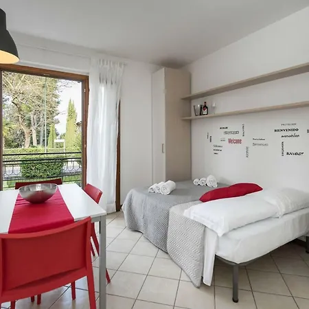 San Benedetto Di Lugana 3 Apartment Peschiera del Garda