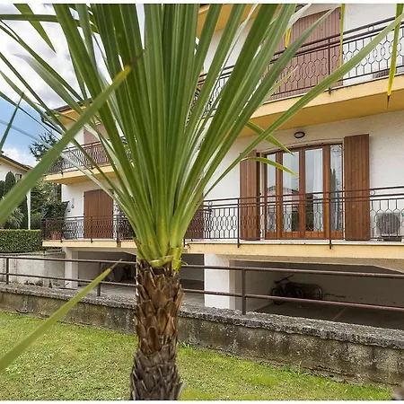 San Benedetto Di Lugana 3 アパート *